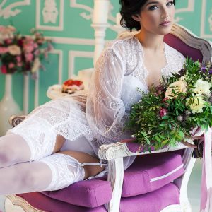 Mes fringues, elles connaissent le chemin du cintre direct Amélie - rencontre-Naturiste-Vénissieux